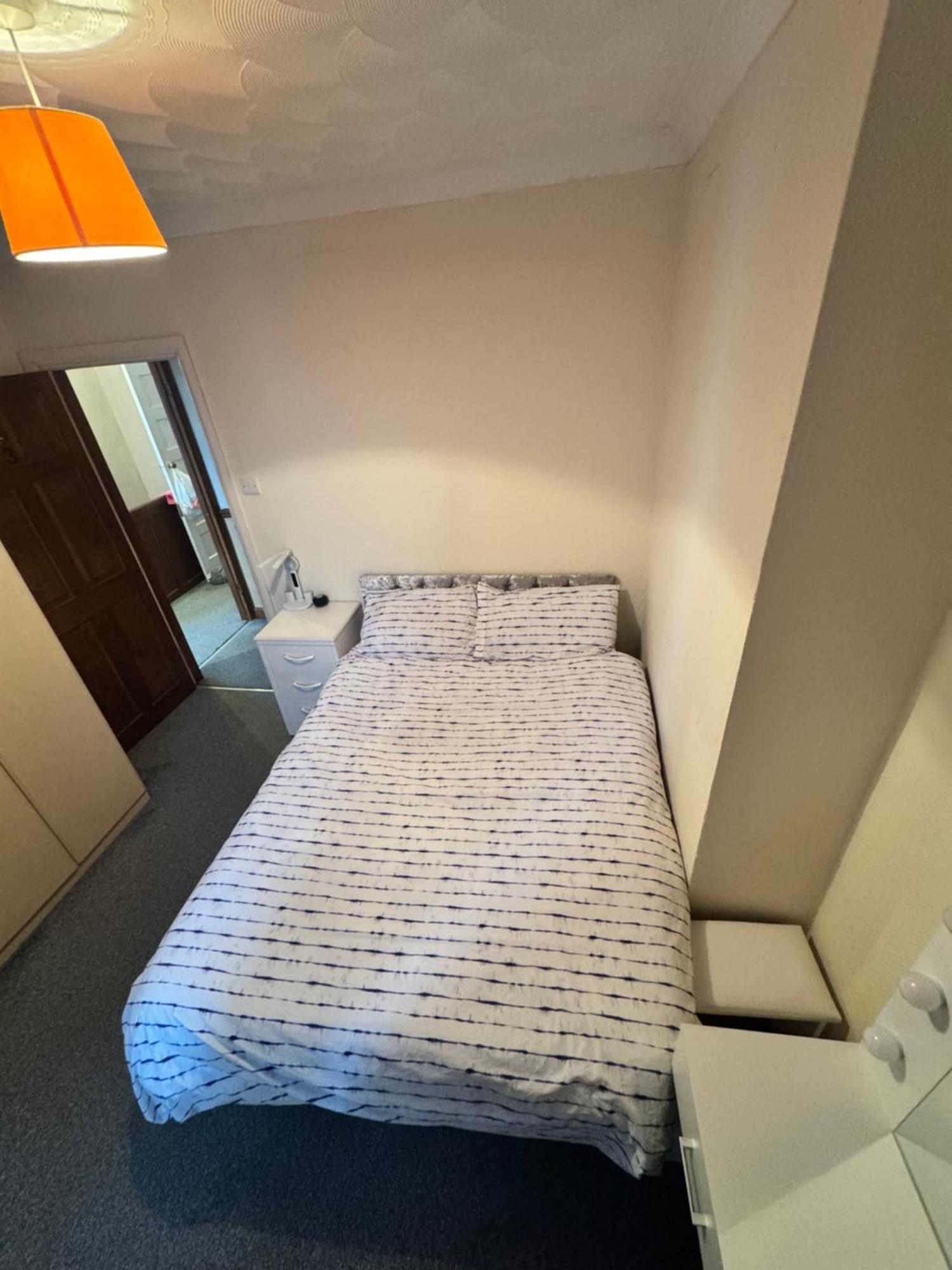 Jxb Homes - Lovely And Spacious Rooms Cliftonville Kültér fotó